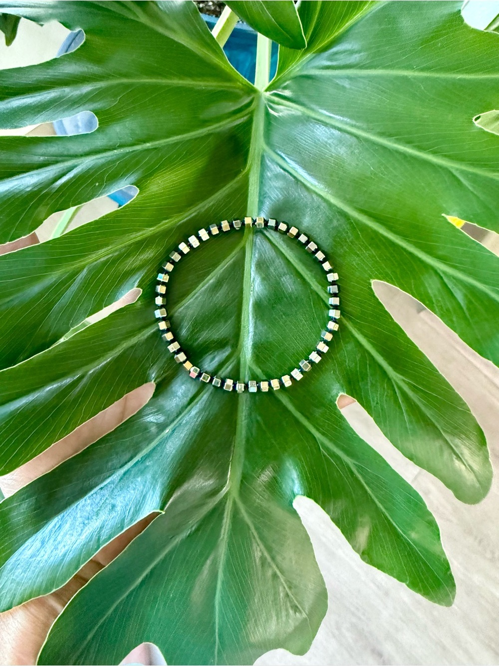 Hematite bracelet (one)